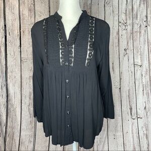 Ethyl‎ Size Small Black Babydoll Top Lacy Button Front Long Sleeves Lightweight